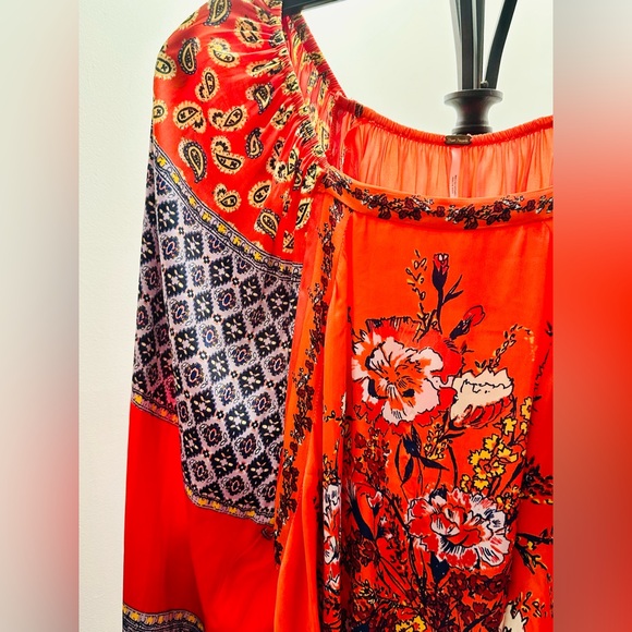Free People Boho Floral Balloon Sleeve Top in Red, Size XS - Picture 5 of 12